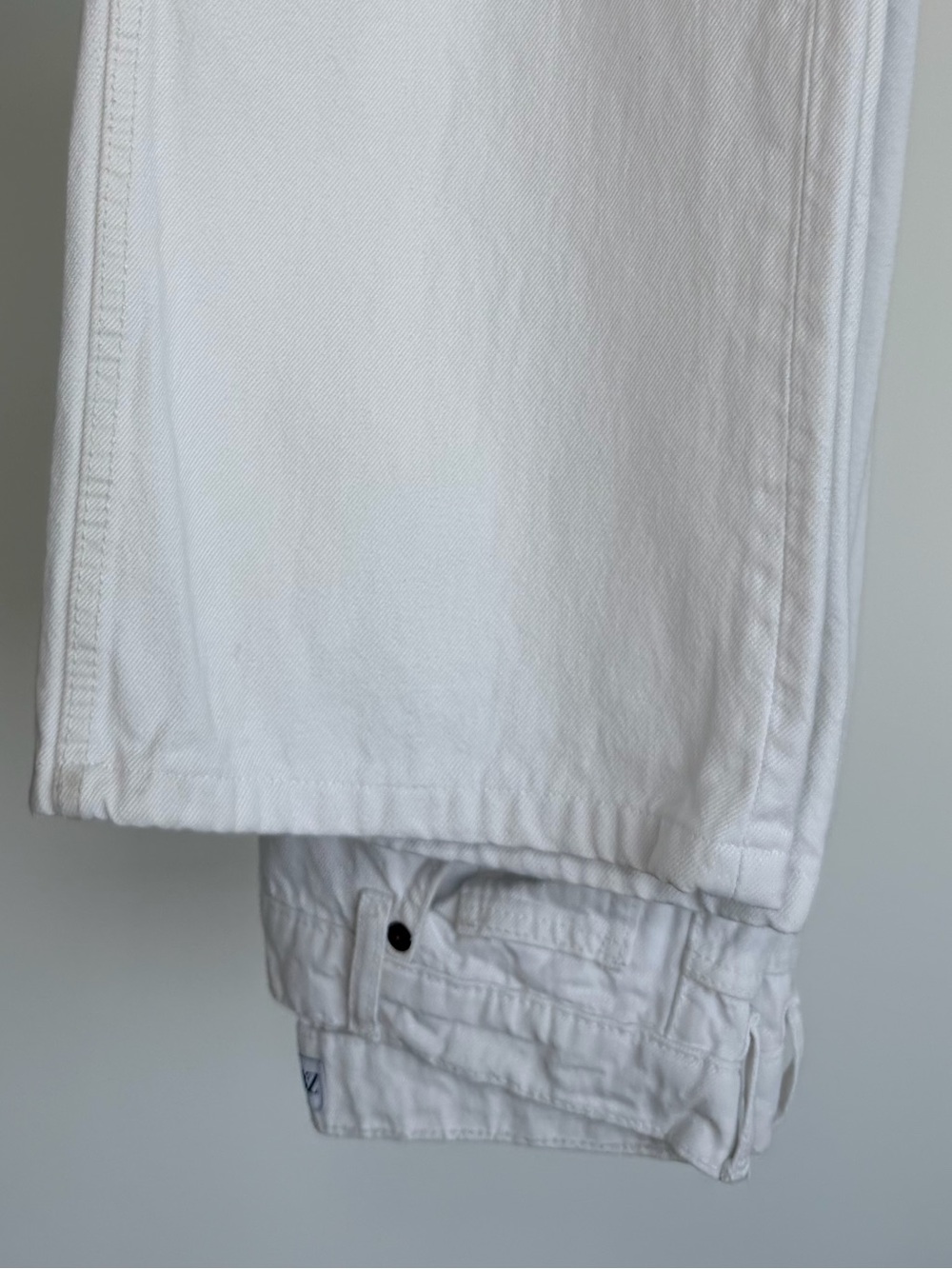 Zara High-Rise White Straight Jeans